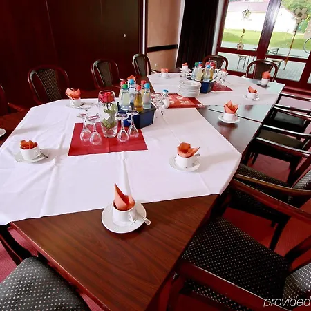 Hotel Stadt Muehlhausen Hotel 4*