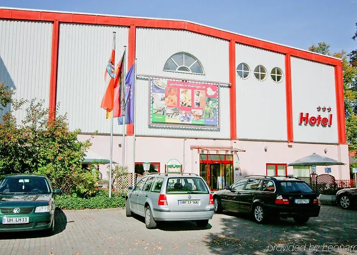 Отель Hotel Stadt Muehlhausen 3*