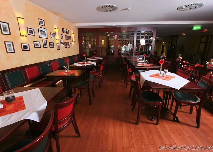 Отель Hotel Stadt Muehlhausen Мюльхаузен